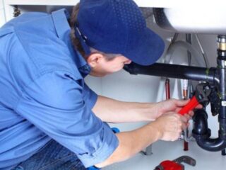 save money plumbing, affordable plumbing tips, plumbing savings advice, plumbing cost reduction, plumbing repair discounts, prevent plumbing leaks, plumbing maintenance savings, diy plumbing solutions, budget plumbing services, plumbing expert tips